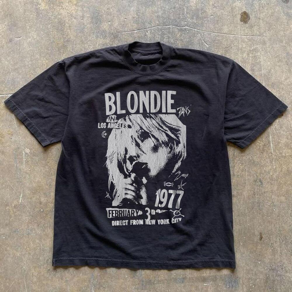 Style Blondie 1977 Graphic Tee